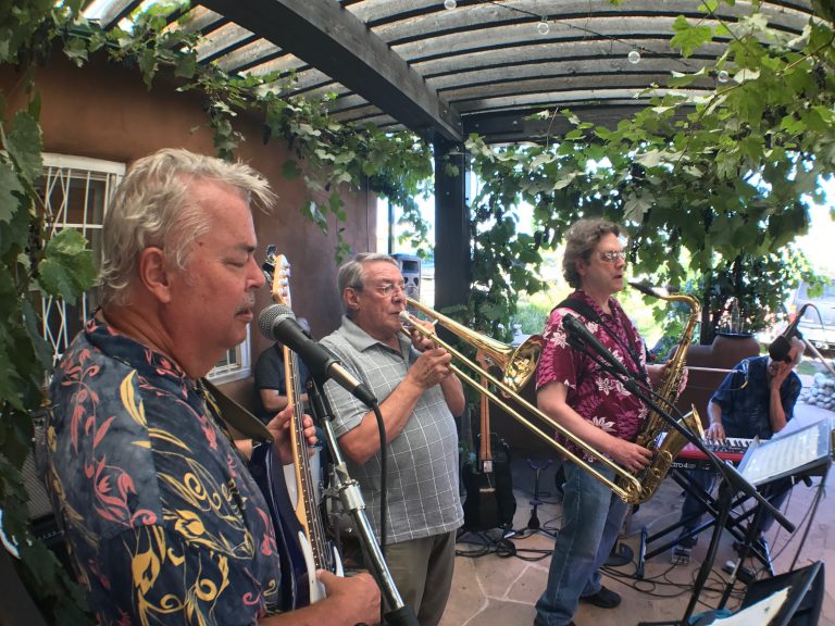 Vivac Winery Happy Hour